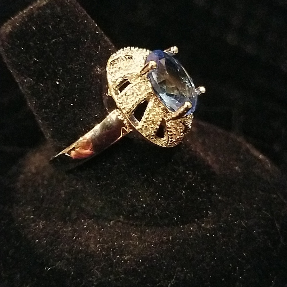 Tanzanite Simulate Ring - image 2
